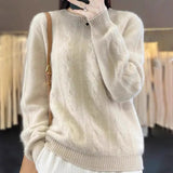 Tanya | Warm Knitted Sweater 🧶 2