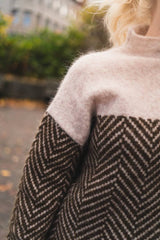 Women's Turtleneck Jumper | Soft Knit & Elegant Detailing