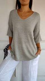 Cornelia – Cozy V-Neck Sweater 0
